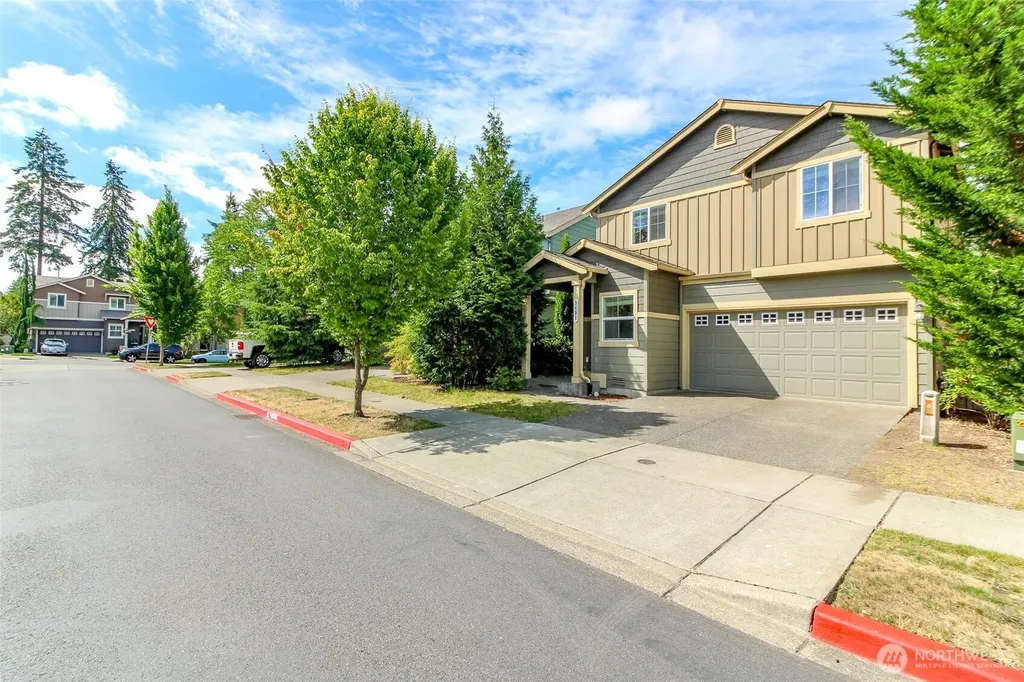 3692 London Loop NE Lacey WA 98516