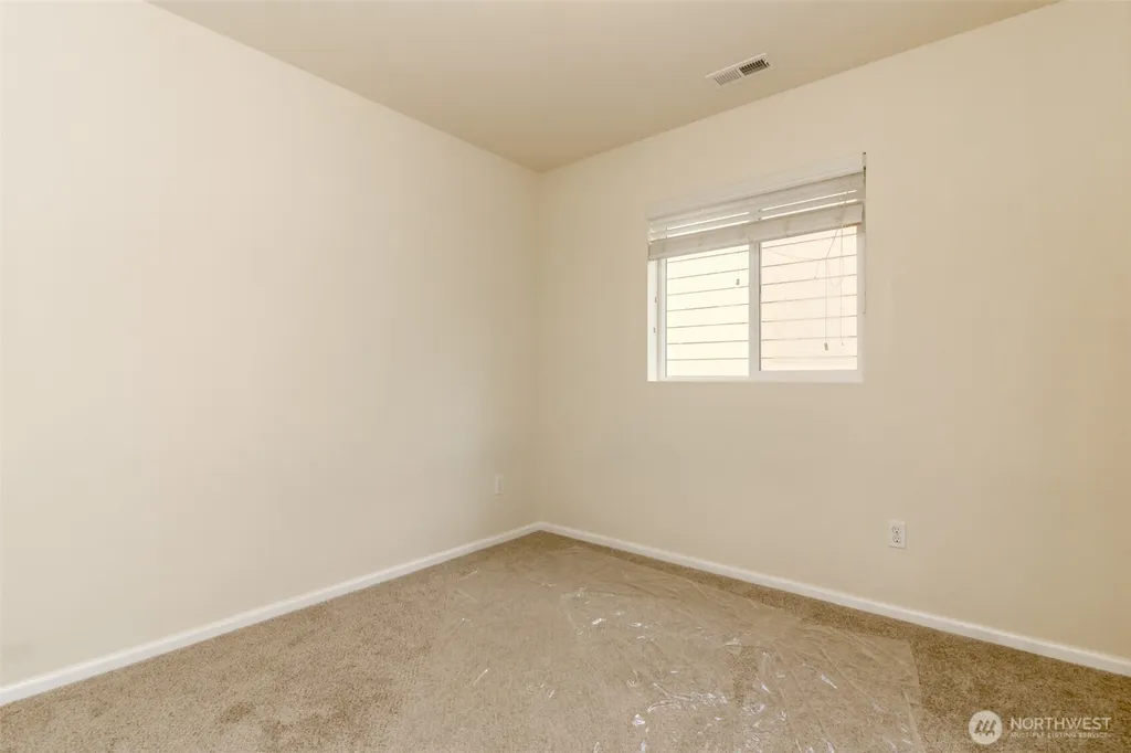 3692 London Loop NE Lacey WA 98516