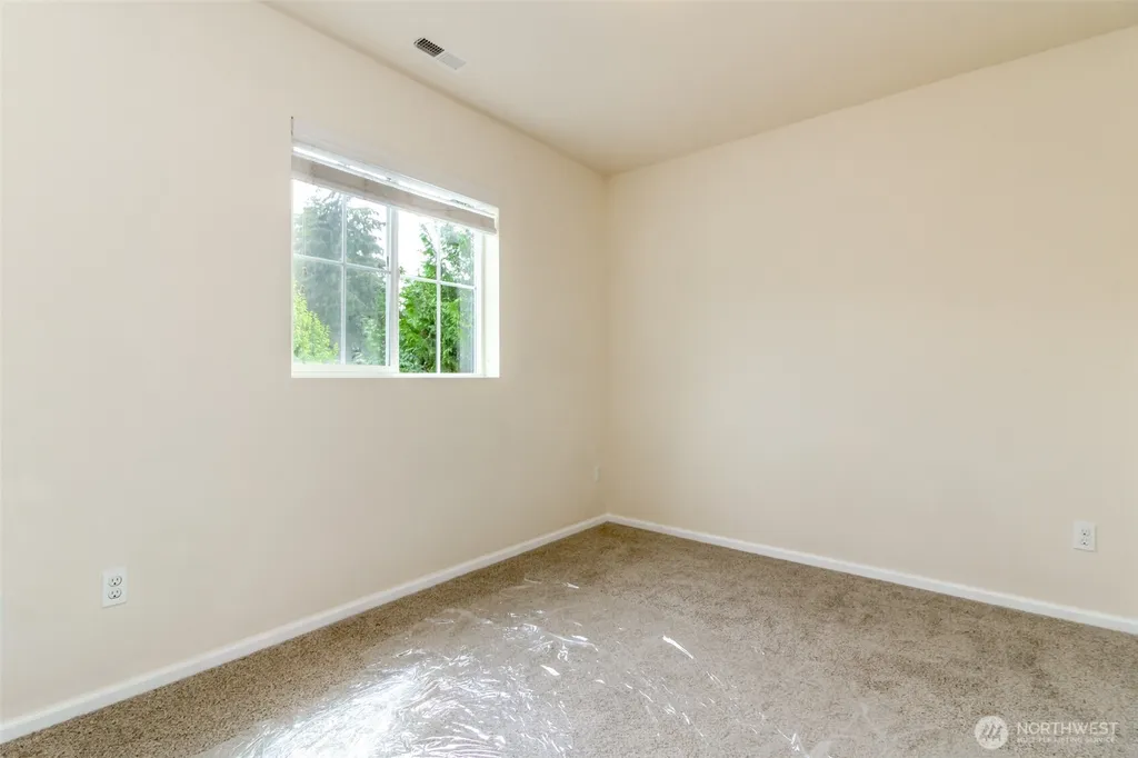 3692 London Loop NE Lacey WA 98516