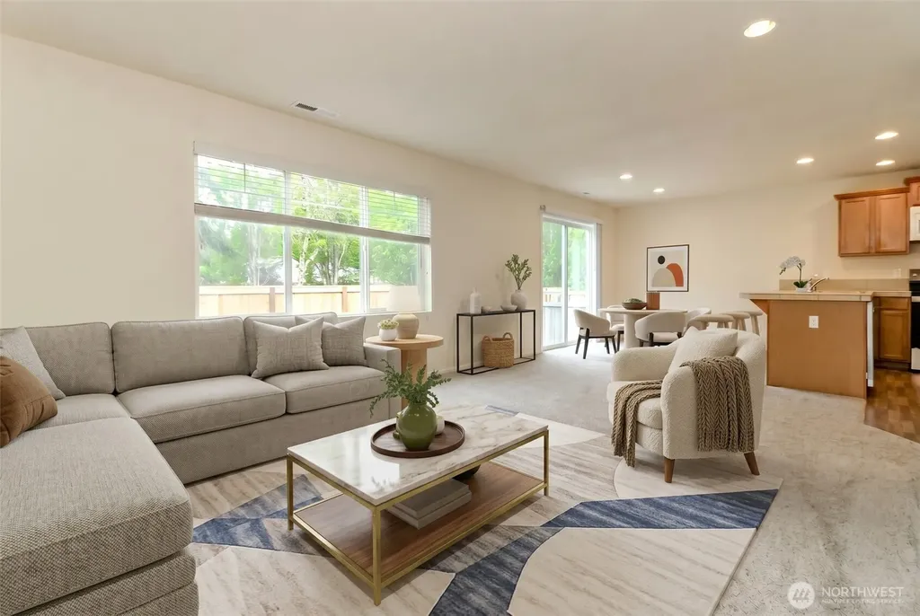 3692 London Loop NE Lacey WA 98516