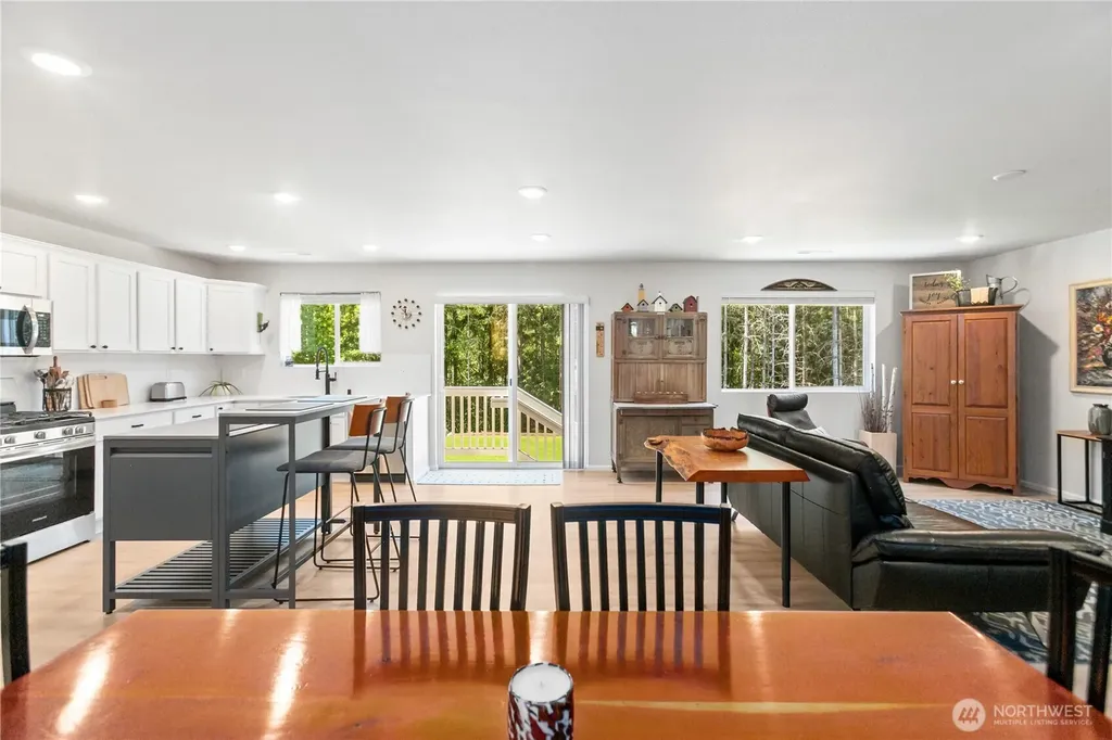 111 NE Ridgetop Crossing Belfair WA 98528