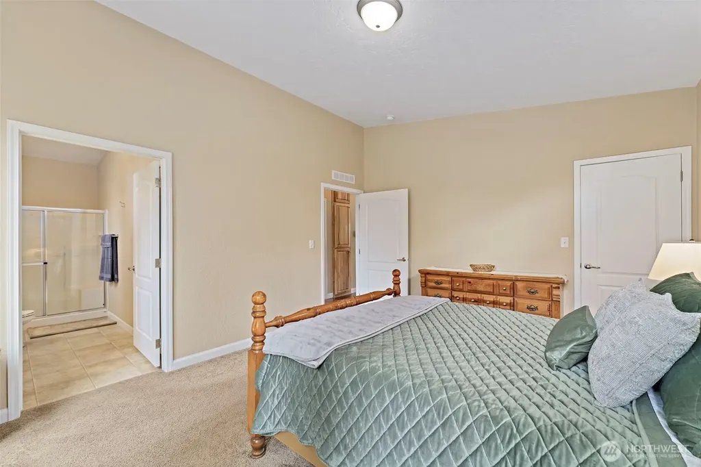 10705 50th Avenue E Tacoma WA 98446