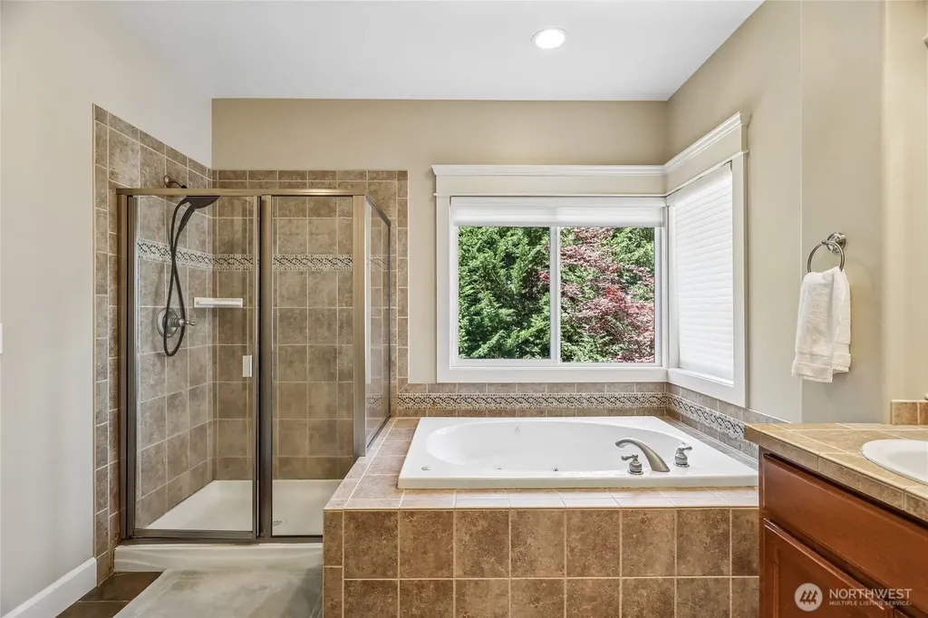 11815 157th Avenue NE Redmond WA 98052