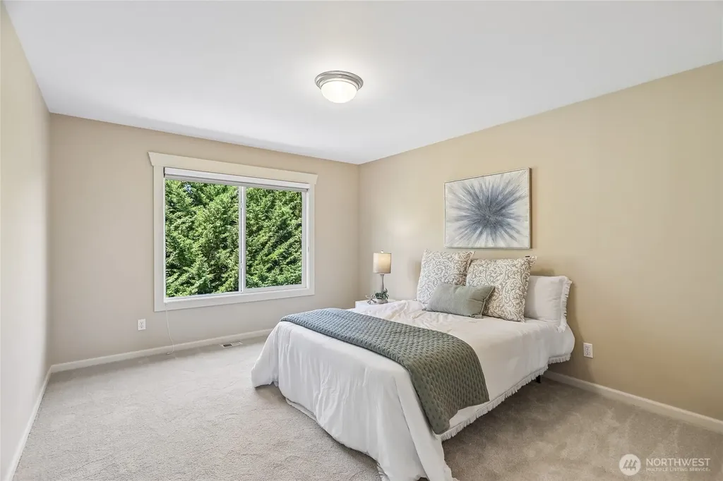 11815 157th Avenue NE Redmond WA 98052
