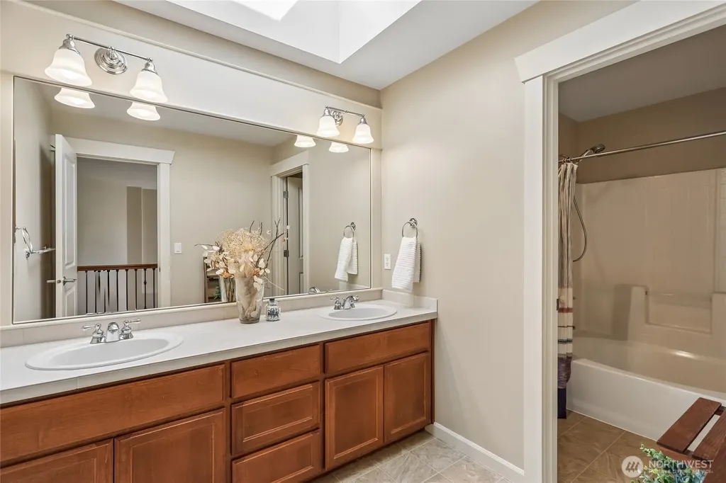 11815 157th Avenue NE Redmond WA 98052