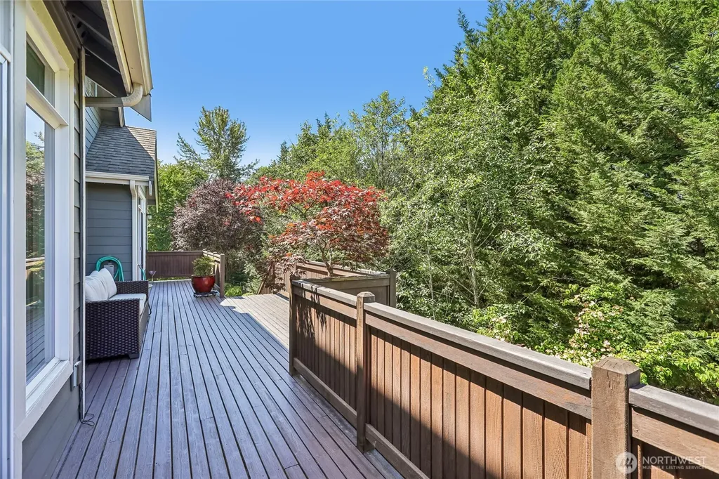11815 157th Avenue NE Redmond WA 98052