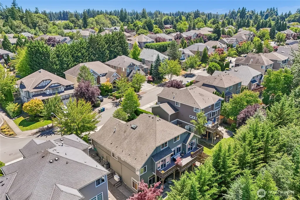 11815 157th Avenue NE Redmond WA 98052