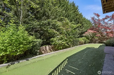 11815 157th Avenue NE Redmond WA 98052