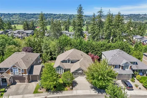 11815 157th Avenue NE Redmond WA 98052