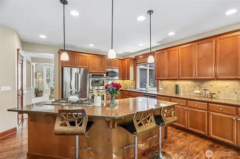 11815 157th Avenue NE Redmond WA 98052