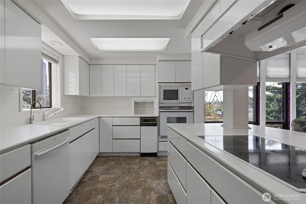 2615 S Cedar Tacoma WA 98405