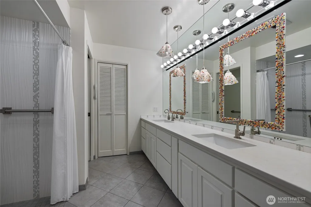 2615 S Cedar Tacoma WA 98405
