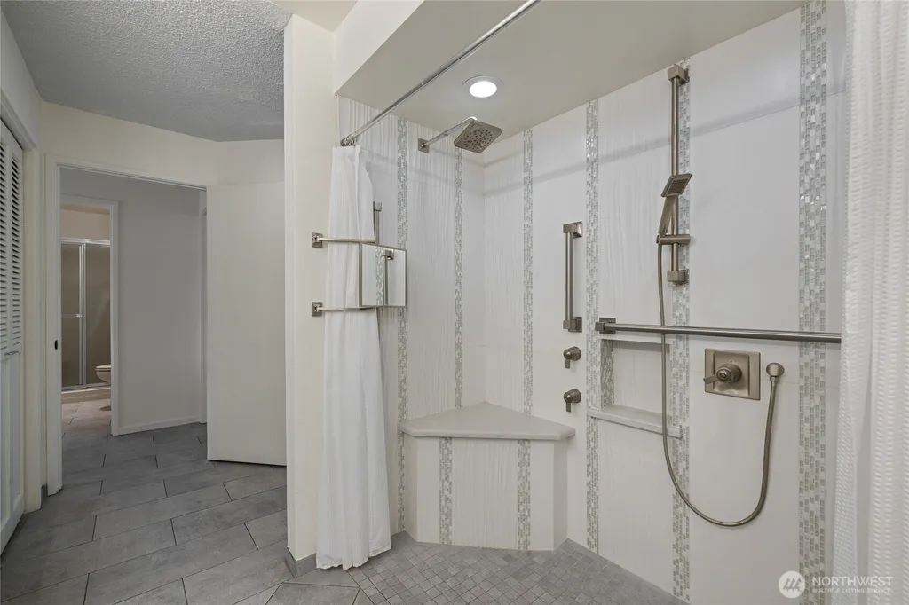 2615 S Cedar Tacoma WA 98405