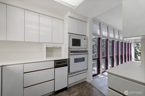 2615 S Cedar Tacoma WA 98405