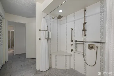 2615 S Cedar Tacoma WA 98405
