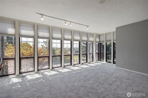 2615 S Cedar Tacoma WA 98405