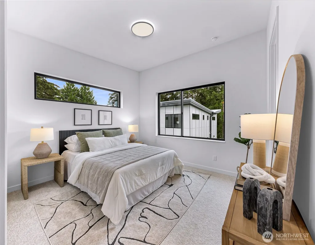 19218 77th Court NE Kenmore WA 98028