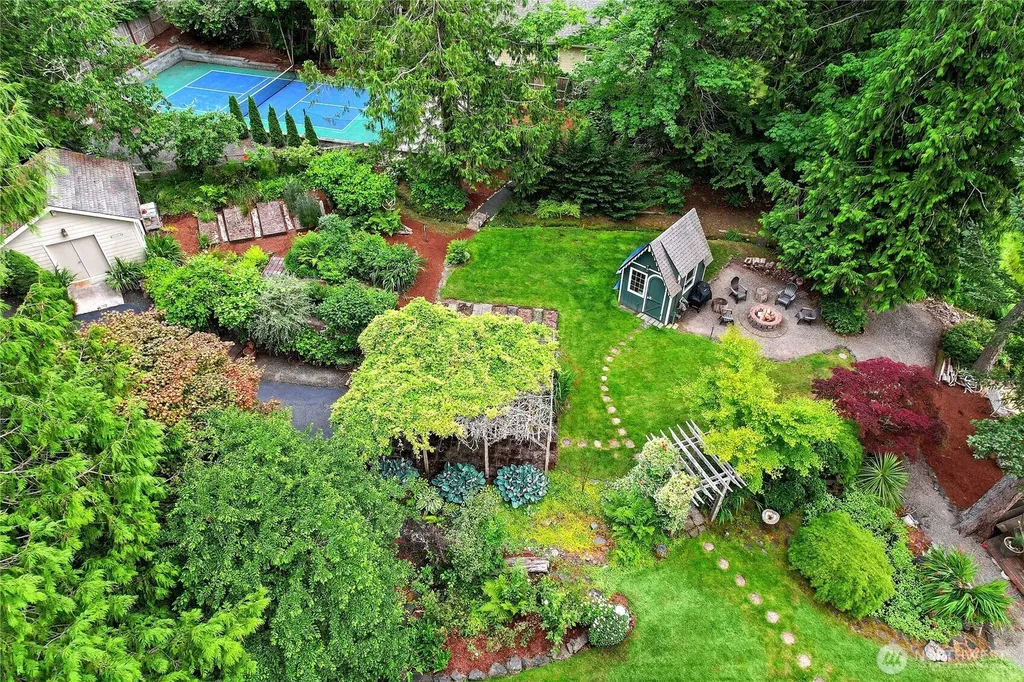 2860 E State Route 302 Belfair WA 98528