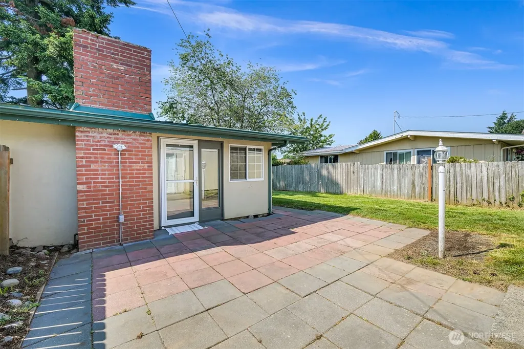 2267 Hawthorne Street Ferndale WA 98248