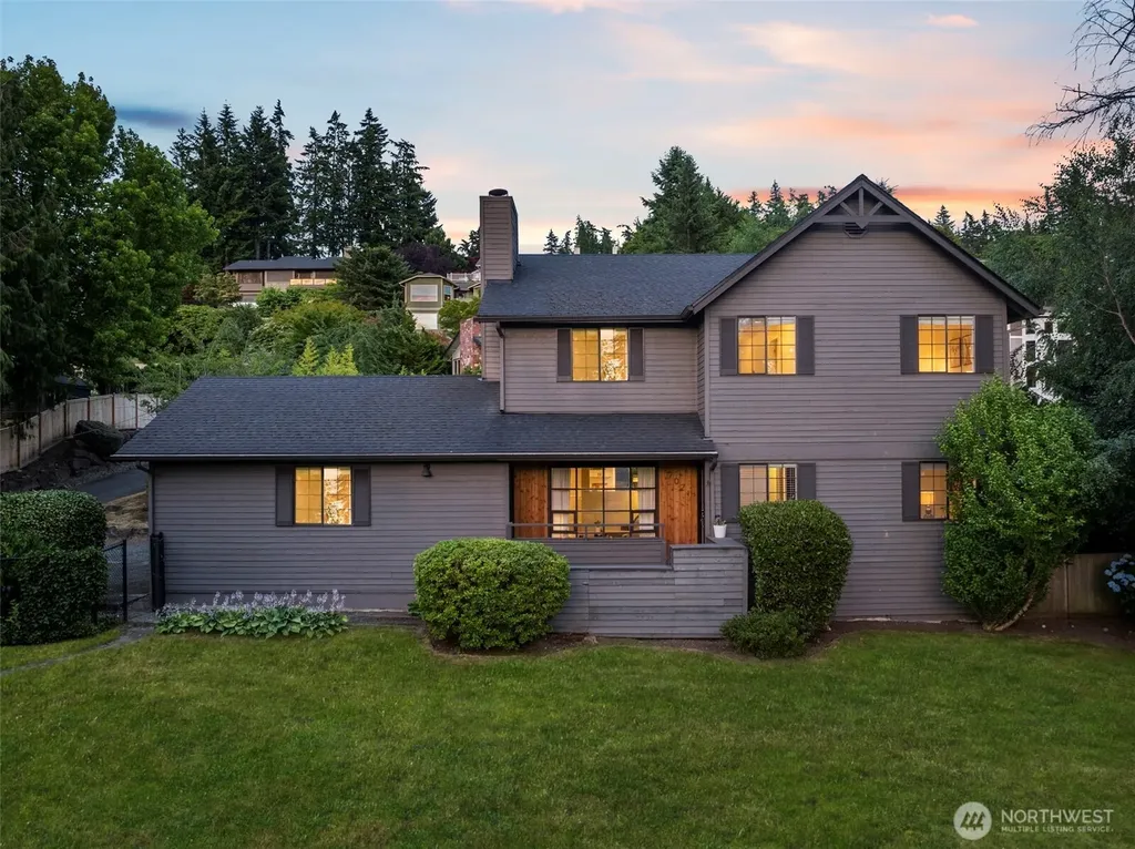 17021 76th Avenue W Edmonds WA 98026