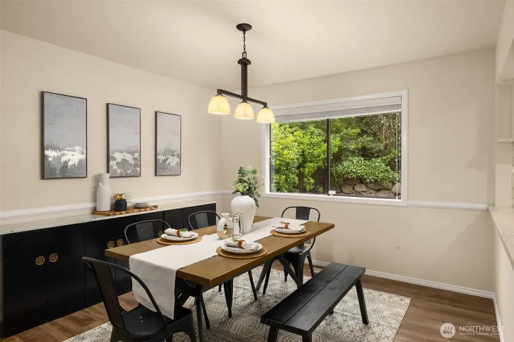 17021 76th Avenue W Edmonds WA 98026