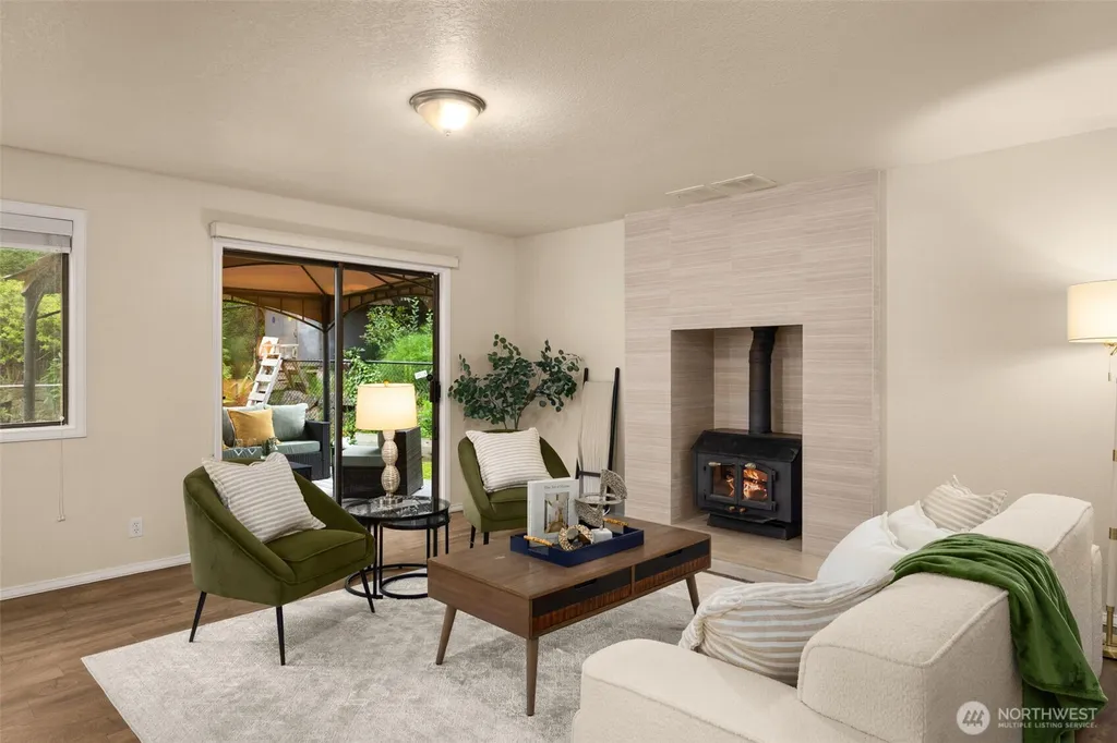 17021 76th Avenue W Edmonds WA 98026