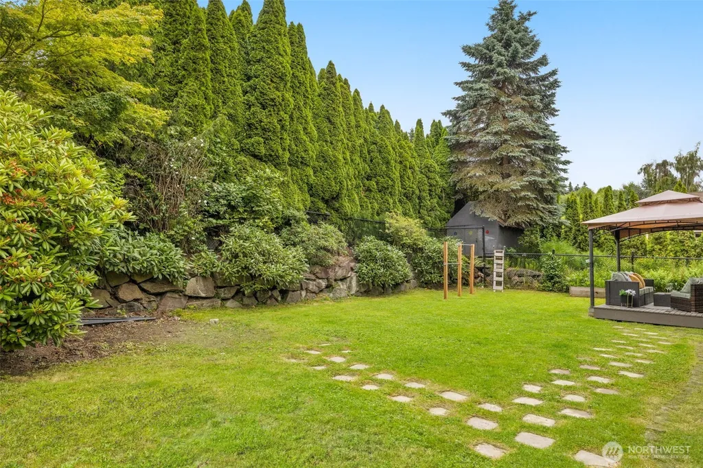 17021 76th Avenue W Edmonds WA 98026