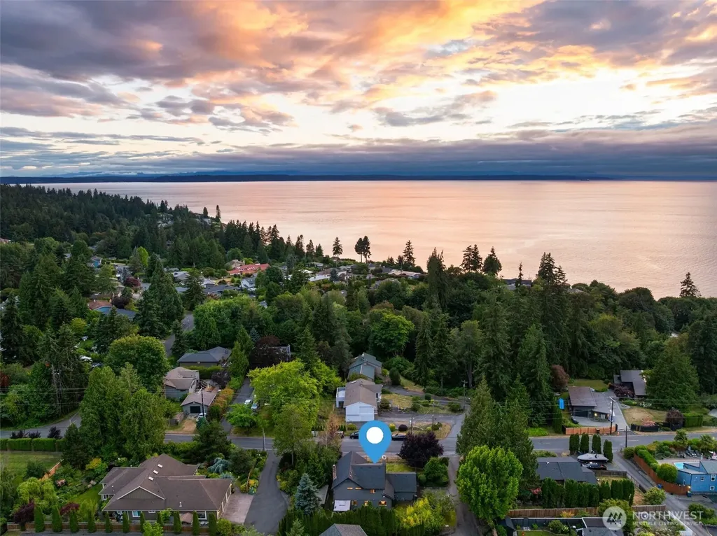 17021 76th Avenue W Edmonds WA 98026