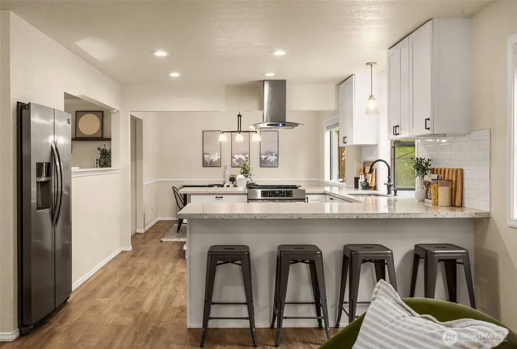 17021 76th Avenue W Edmonds WA 98026