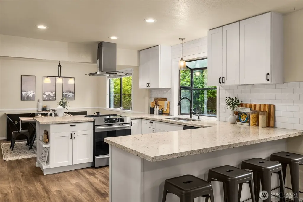 17021 76th Avenue W Edmonds WA 98026