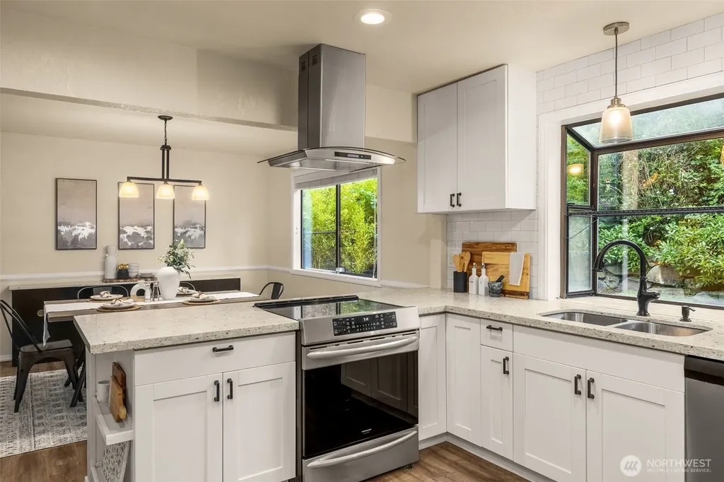 17021 76th Avenue W Edmonds WA 98026