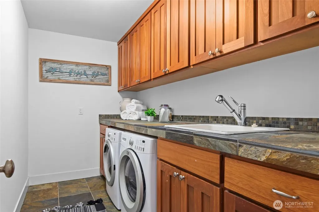 1810 154th Street Ct NW Gig Harbor WA 98332