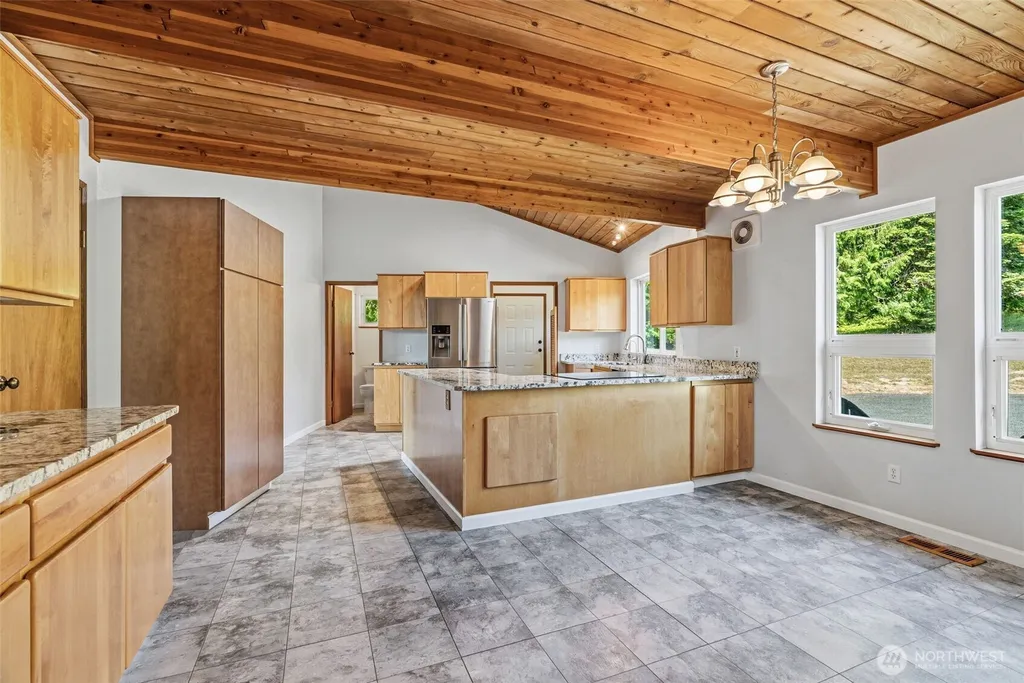 262 Bunker Hill Road Longview WA 98632