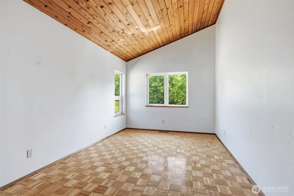 262 Bunker Hill Road Longview WA 98632