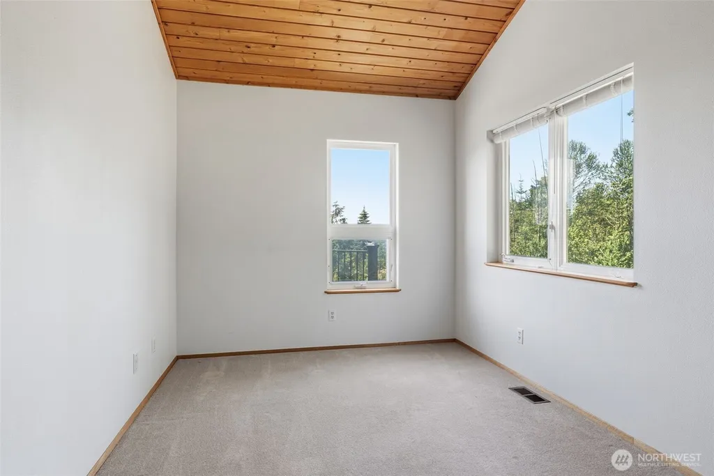 262 Bunker Hill Road Longview WA 98632