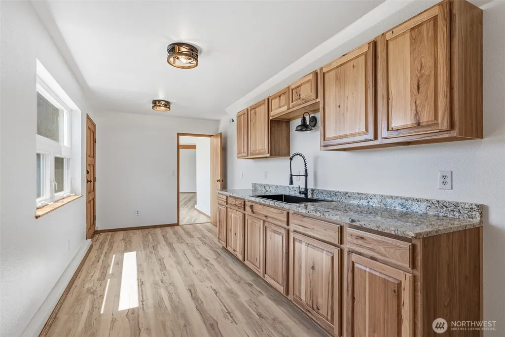 262 Bunker Hill Road Longview WA 98632