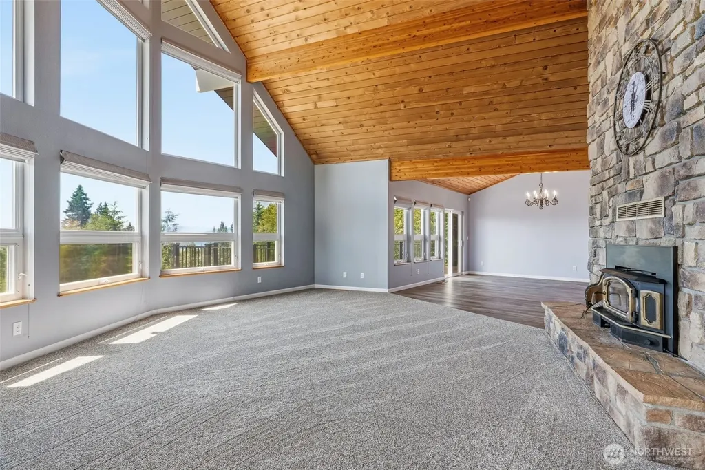 262 Bunker Hill Road Longview WA 98632