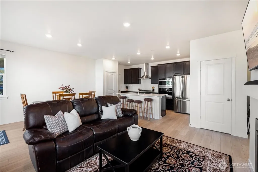 3476 Edith Avenue Enumclaw WA 98022