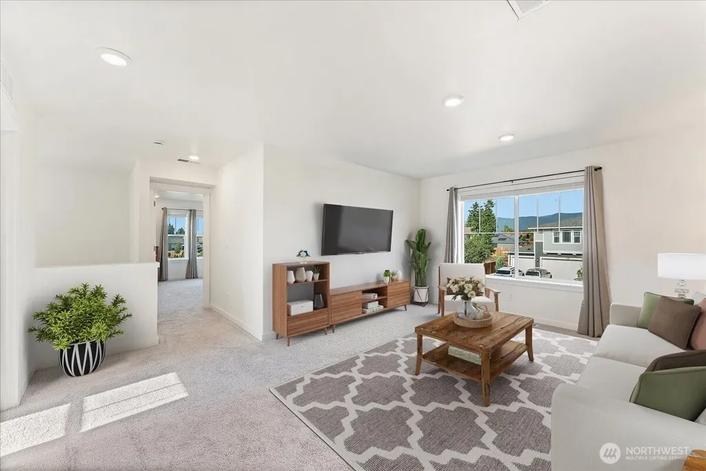 3476 Edith Avenue Enumclaw WA 98022