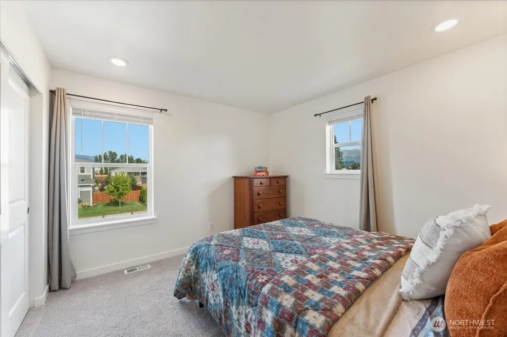 3476 Edith Avenue Enumclaw WA 98022