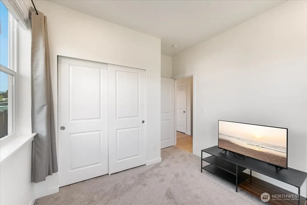3476 Edith Avenue Enumclaw WA 98022