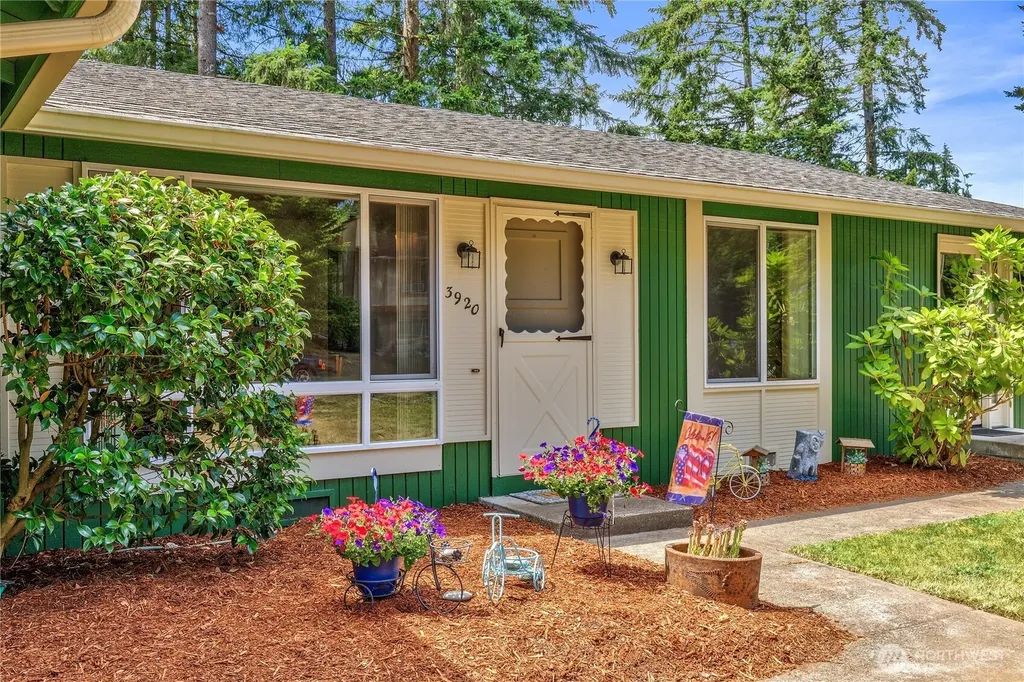 3920 Celeste Court SE Port Orchard WA 98366