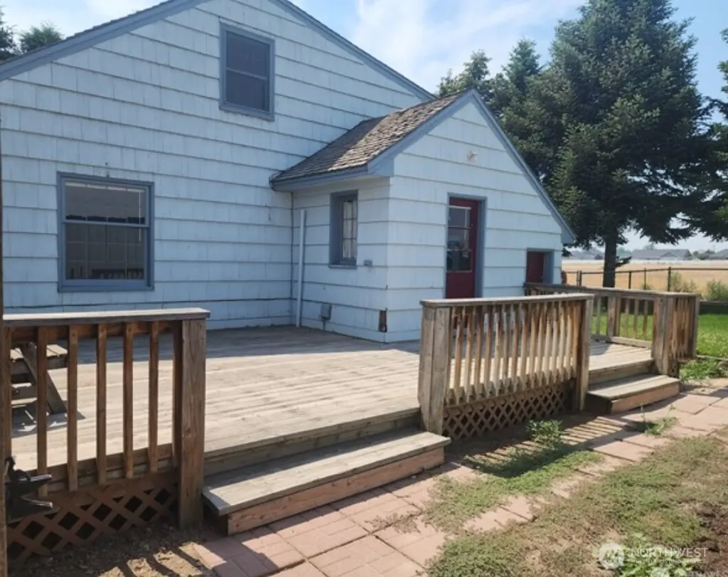 2002 S 84th Avenue Yakima WA 98903