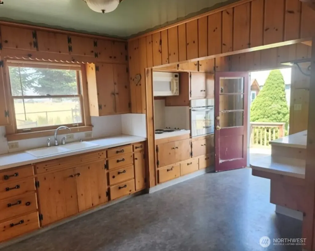 2002 S 84th Avenue Yakima WA 98903