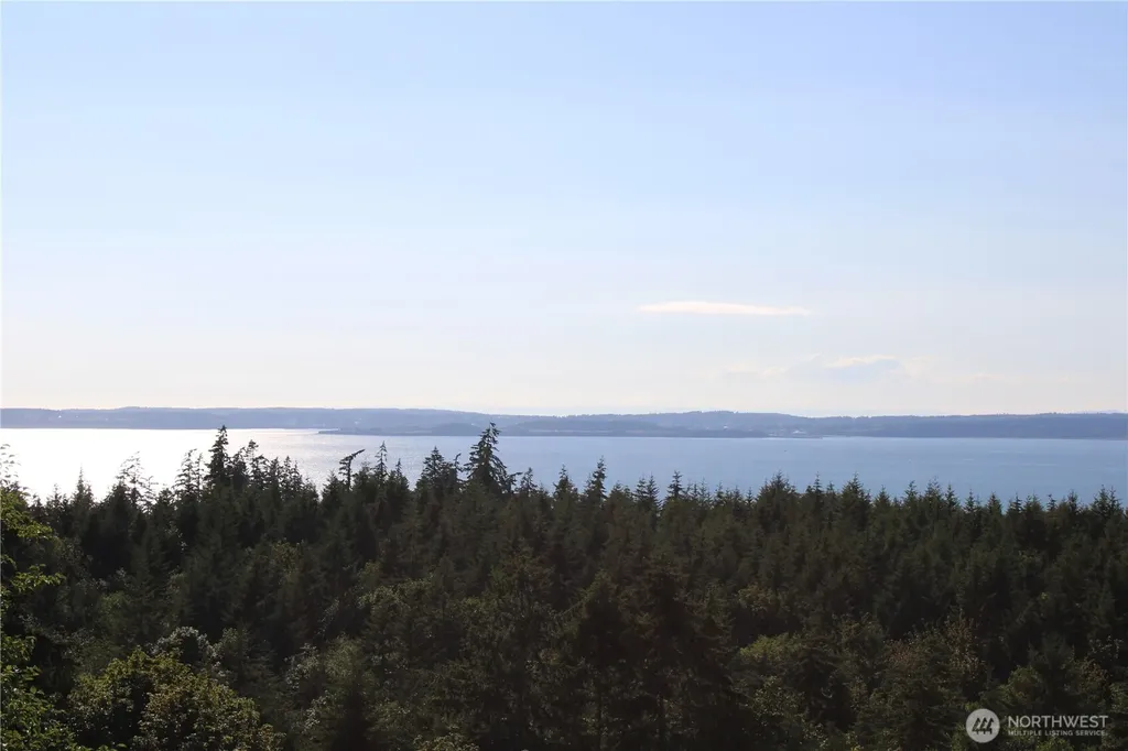 1076 Malvern Hills Drive Camano Island WA 98282