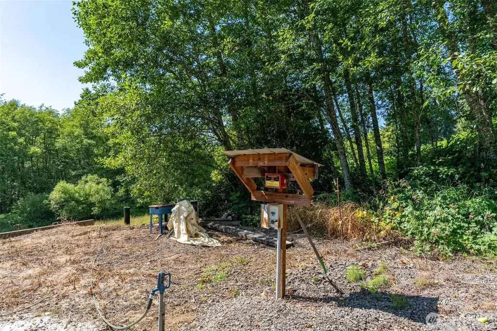 461 Kjesbu Road Silver Creek WA 98585