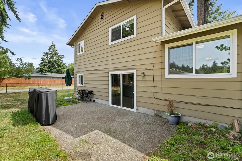 21502 38th Avenue E Spanaway WA 98387