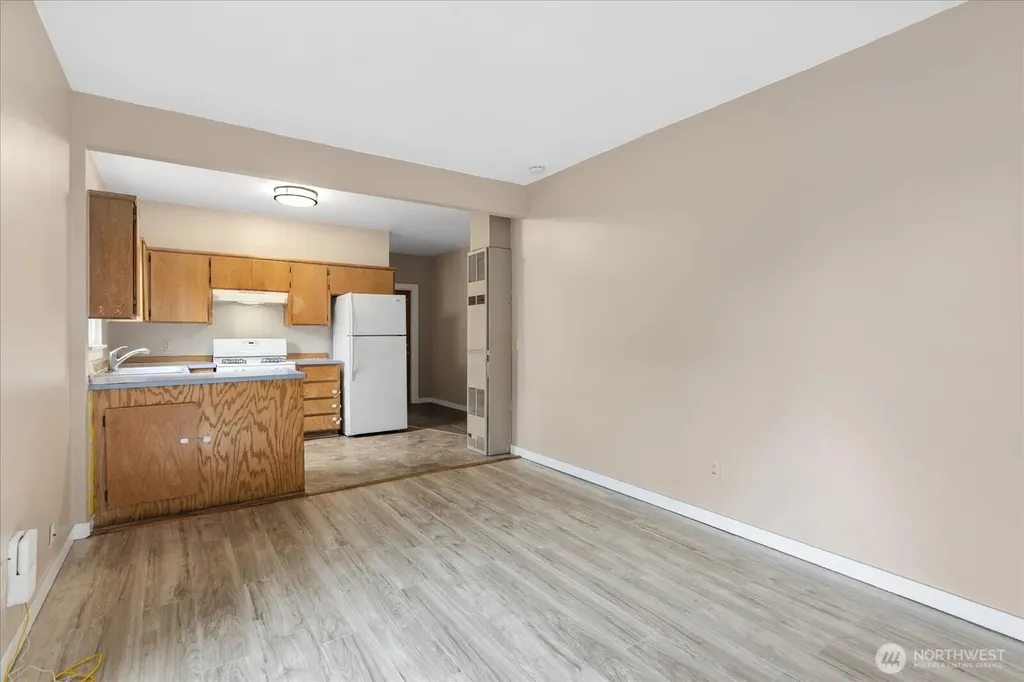 2307 Rockefeller Everett WA 98201