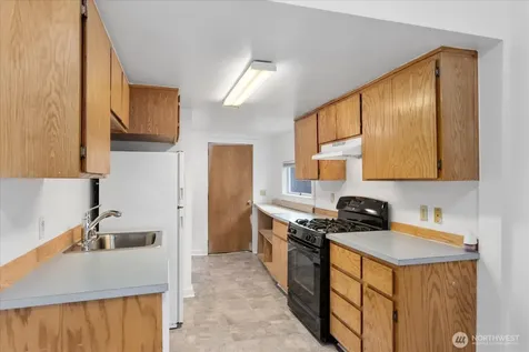 2307 Rockefeller Everett WA 98201
