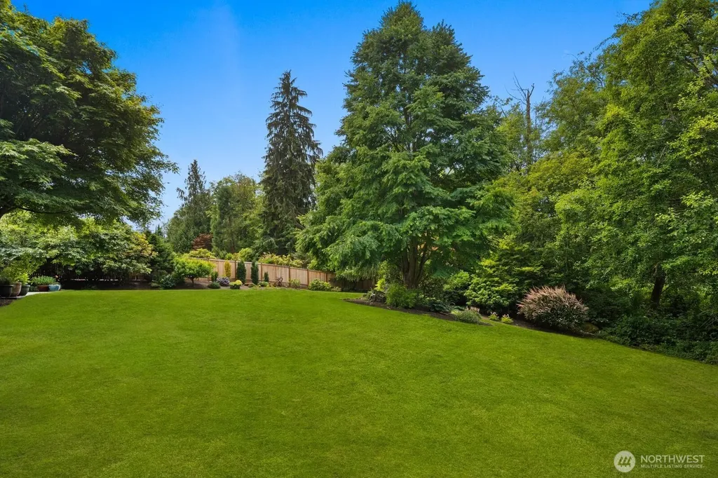 3832 113th Drive SE Snohomish WA 98290